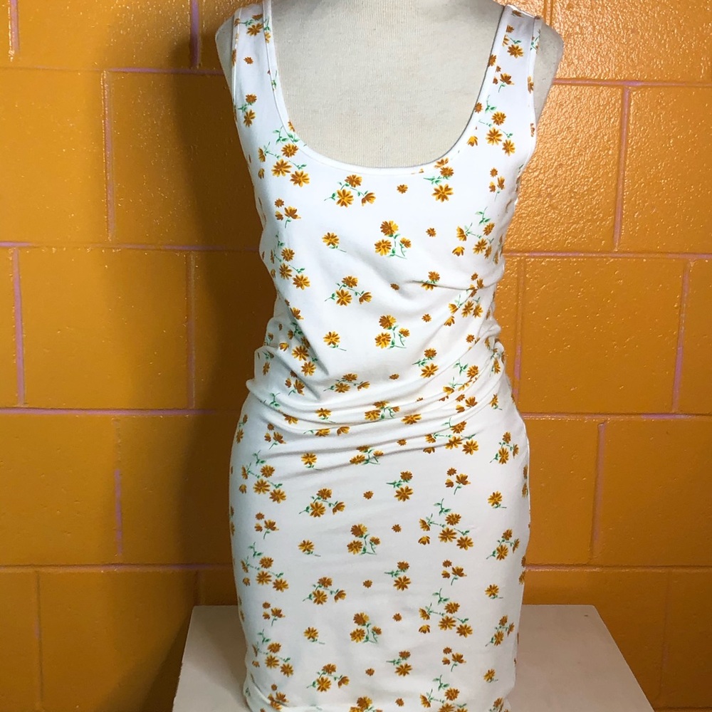 Ditsy Floral Tank Mini Dress ✿